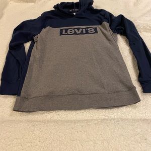 Men’s medium Levi’s hoodie